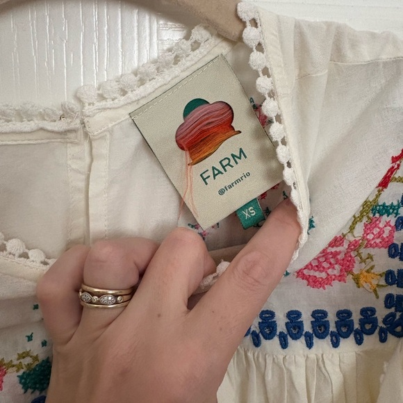 Farm Rio Embroidered Cream Ruffle Top - Picture 2 of 4